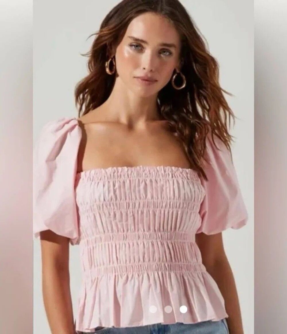 ASTR The Label Savina Top Puff Sleeve Square Neck Peplum Cropped Blush XS NWT